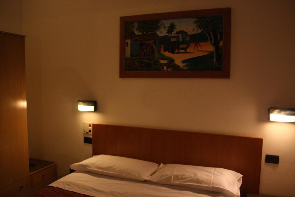 Hotel Paola Mailand Exterior foto